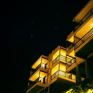 Dolphin Nose Retreat